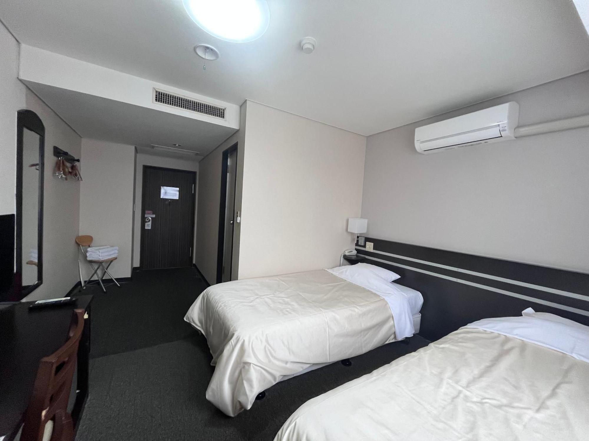 Hotel Crown Hills Fujinomiya Buitenkant foto
