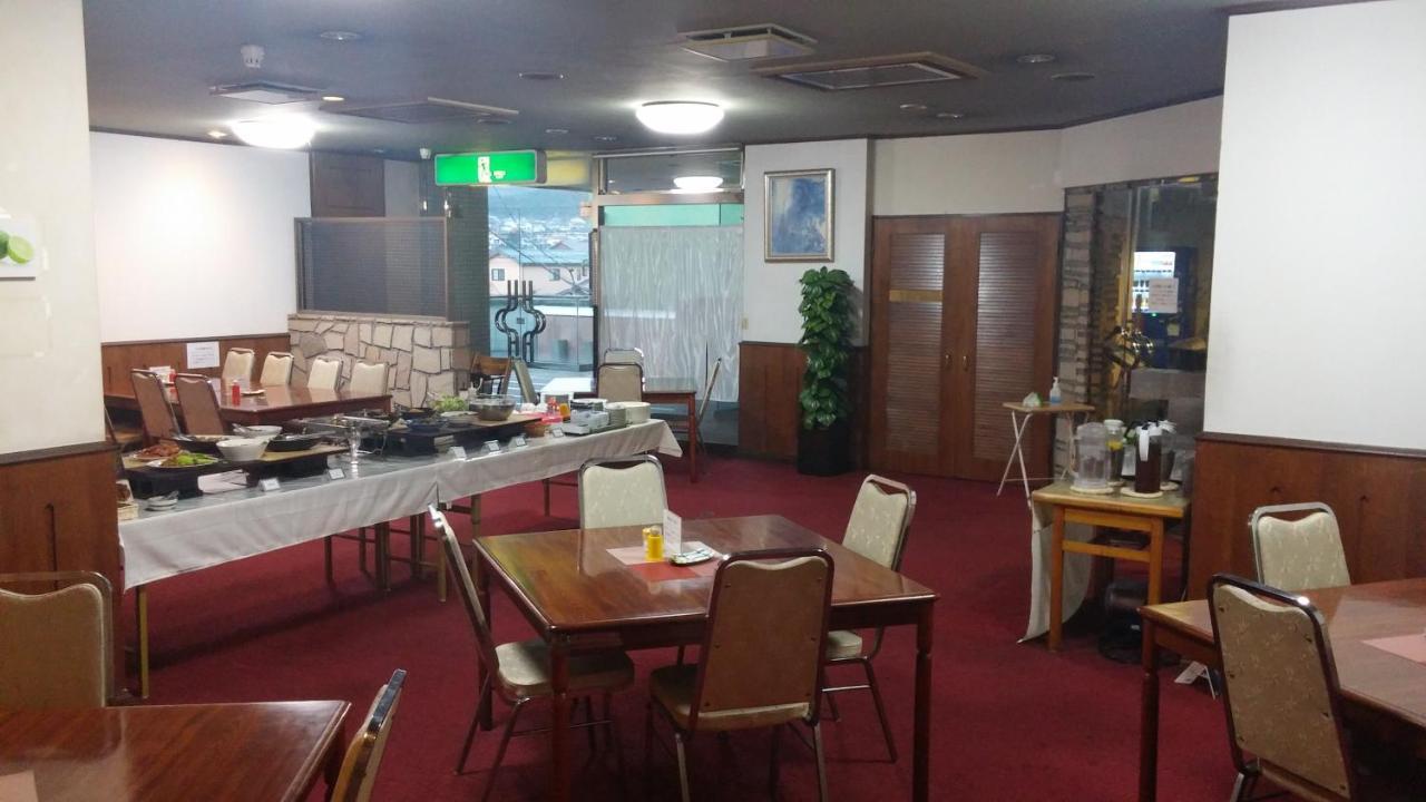 Hotel Crown Hills Fujinomiya Buitenkant foto